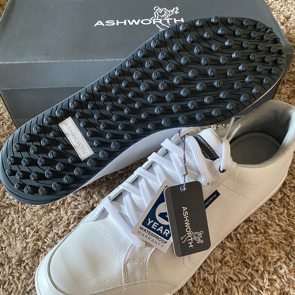 Ashworth Cardiff Spikeless Golf Shoe